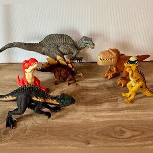 Dinosaur Mixed Toy lot of 6 Mixed Brands Dinosaurs & Jurassic World Species